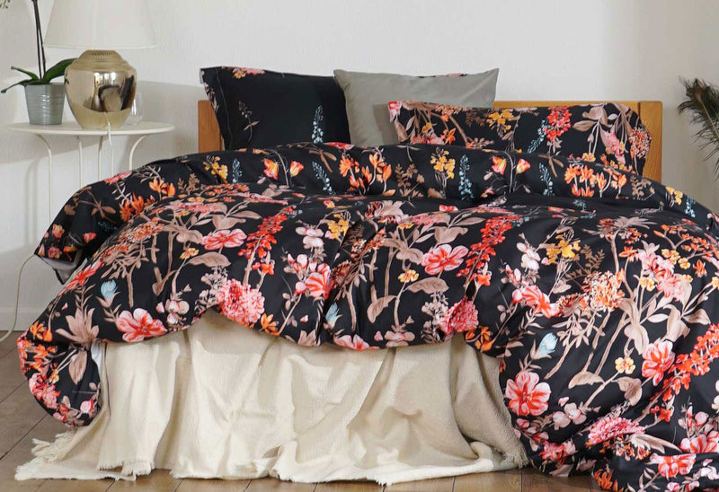 King Size 3pcs Floral Black Quilt Cover Set(3PCS)