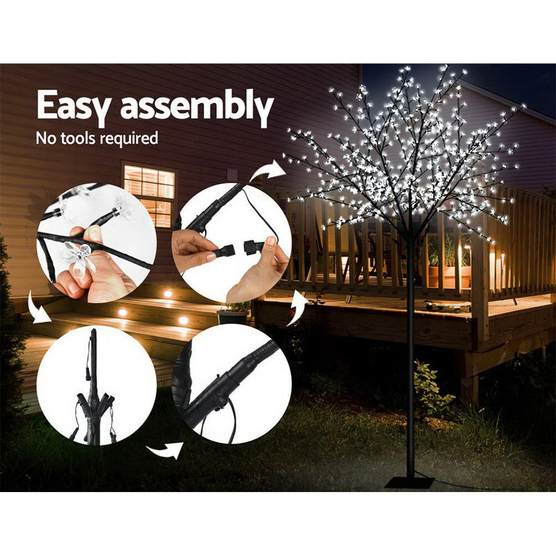 2.5M LED Christmas Blossom Tree 600 LED Optic Fiber Cold White